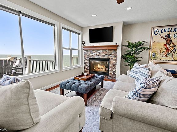 4th image of 106 Larimar Dr