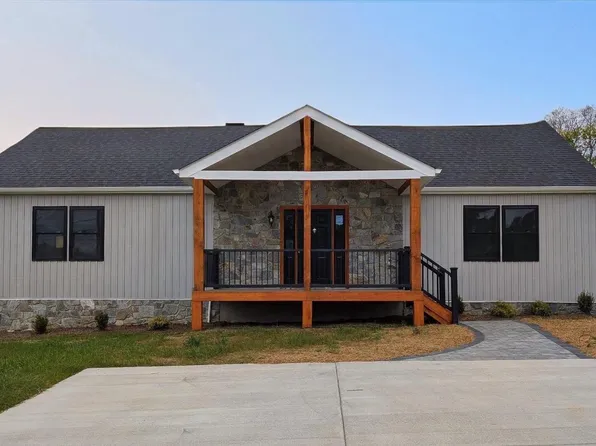 329 Crim Dr, Strasburg, VA 22657