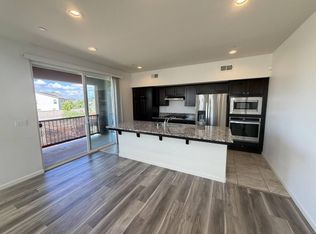 159 Barker Ln, Merced, CA 95348
