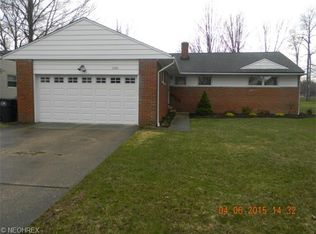 5580 Meadow Wood Blvd, Lyndhurst, OH