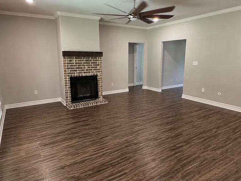 1227 San Salvador Dr — Photo 4