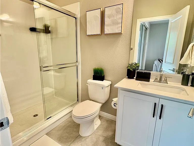643 Solar Citrine St — Photo 19