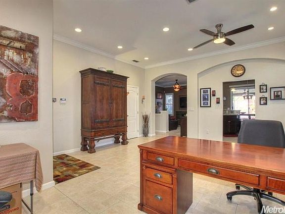 5th image of 8485 Acorn Creek Ct