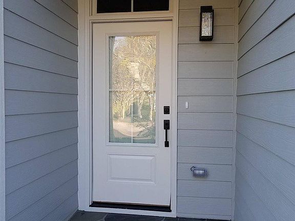 2nd image of 175 Adams St