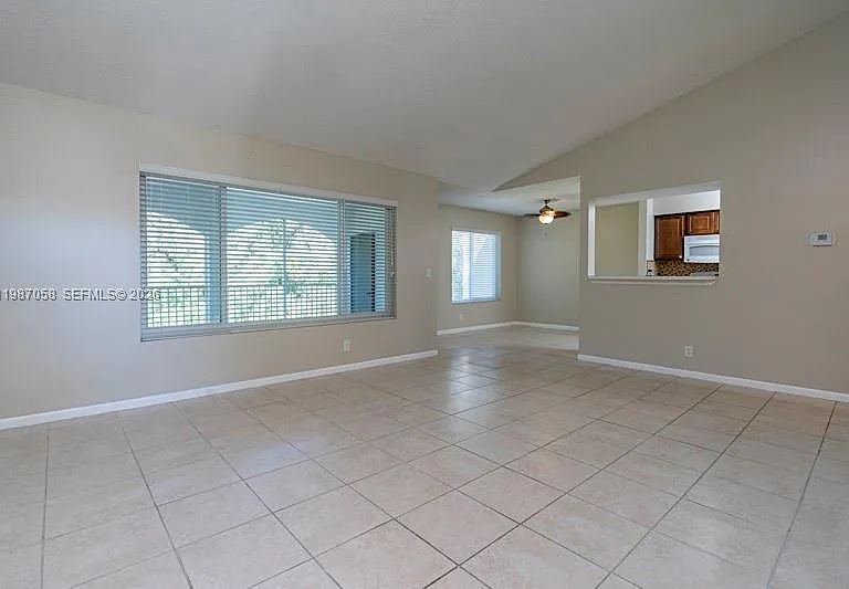 815 W Boynton Beach Blvd #10-205 — Photo 8