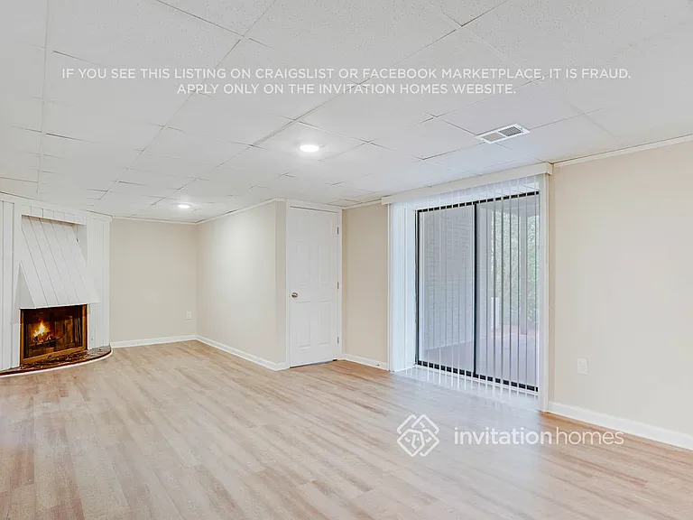 5670 Orly Ter — Photo 15