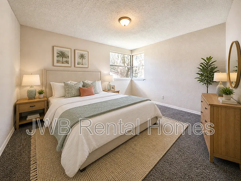 1288 W 28th St — Photo 7