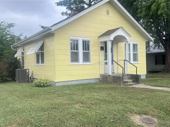 603 Edgemont Blvd, Perryville, MO 63775