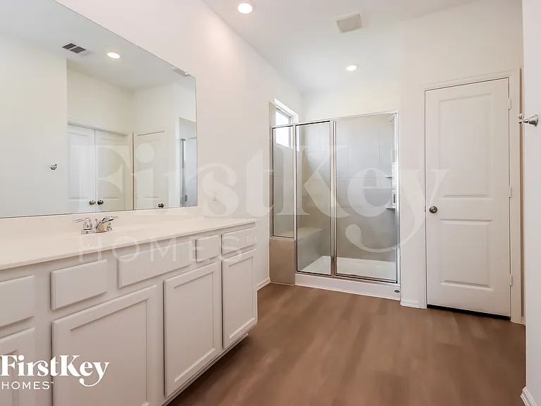 23709 Pagliano Ct — Photo 9