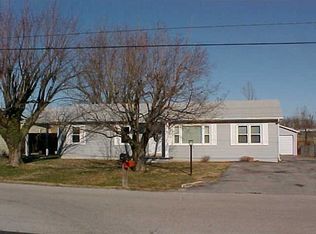 209 Randall Dr, Madisonville, KY 42431