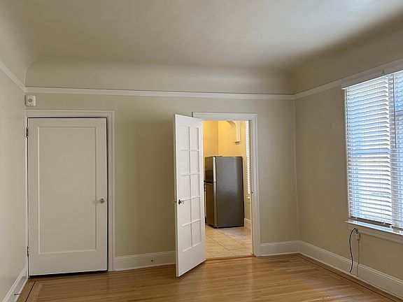 4th image of 1808 Pacific Ave APT 202