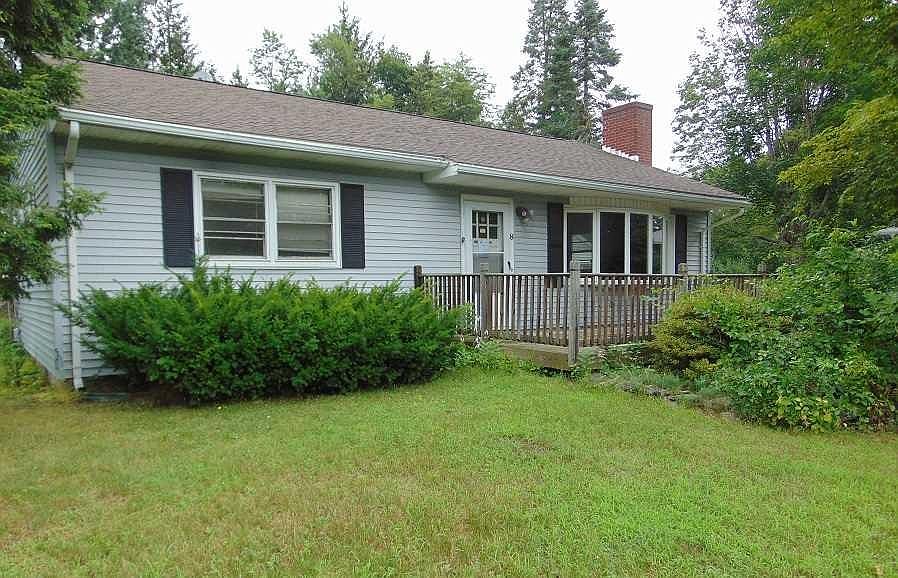 1st image of 8 GREENTREE Drive E