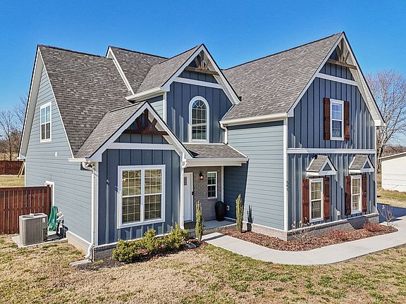 3rd image of 561 Hiwassee Rd