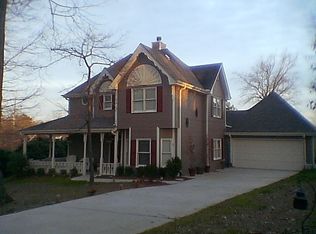1355 Barclay Dr, Lawrenceville, GA 30043