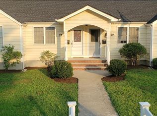 39 Michigan Ave, Port Monmouth, NJ 07758