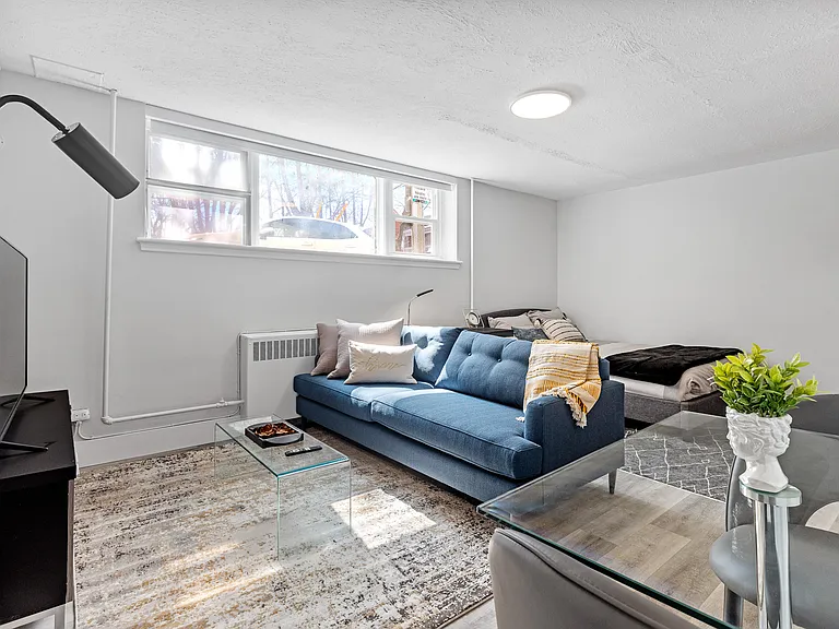 280 Laurier Ave E #52 — Photo 32