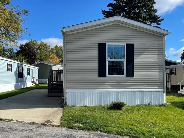 14 Estelle Dr, Buffalo, NY 14225