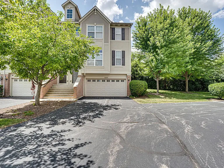 3355 Kentshire Cir — Photo 14