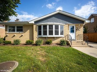 6854 W Oakton Ct, Niles, IL