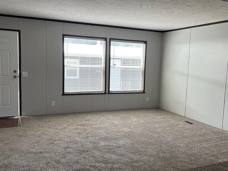 Greenbriar Estates — Photo 74