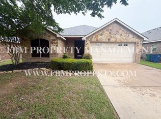 158 Horseshoe Bnd, Waxahachie, TX 75165