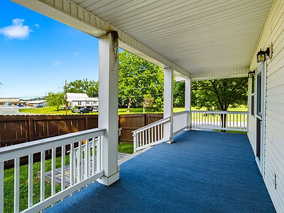 5th image of 205 Jaybird Rd