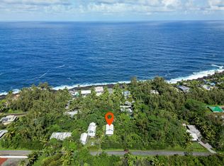 15-1899 Beach Rd, Keaau, HI 96749