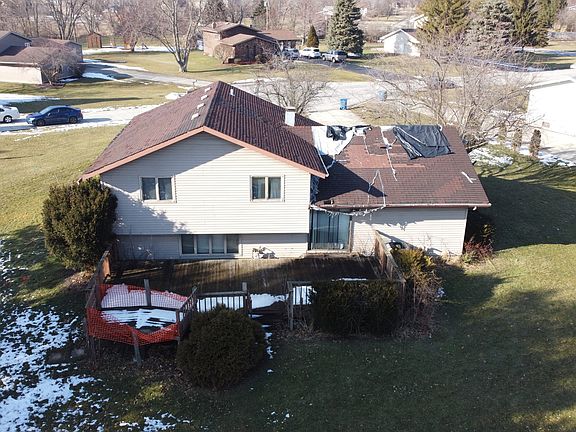 3rd image of 9213 W 91st Ct