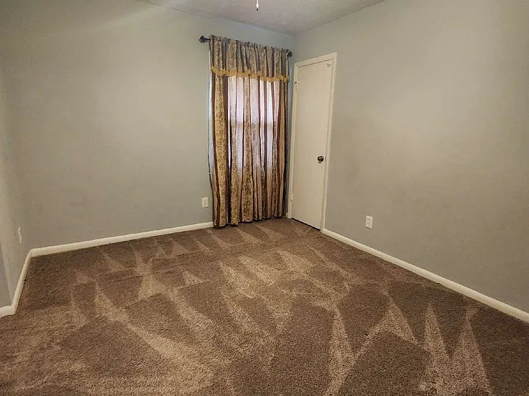 2296 Ridge Manor Dr — Photo 14