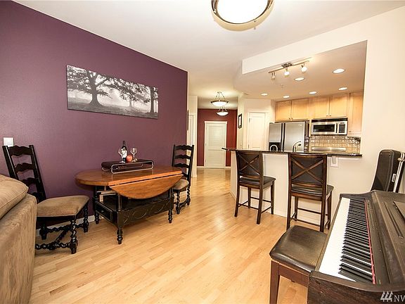 5th image of 4321 Issaquah Pine Lake Rd SE Unit 401