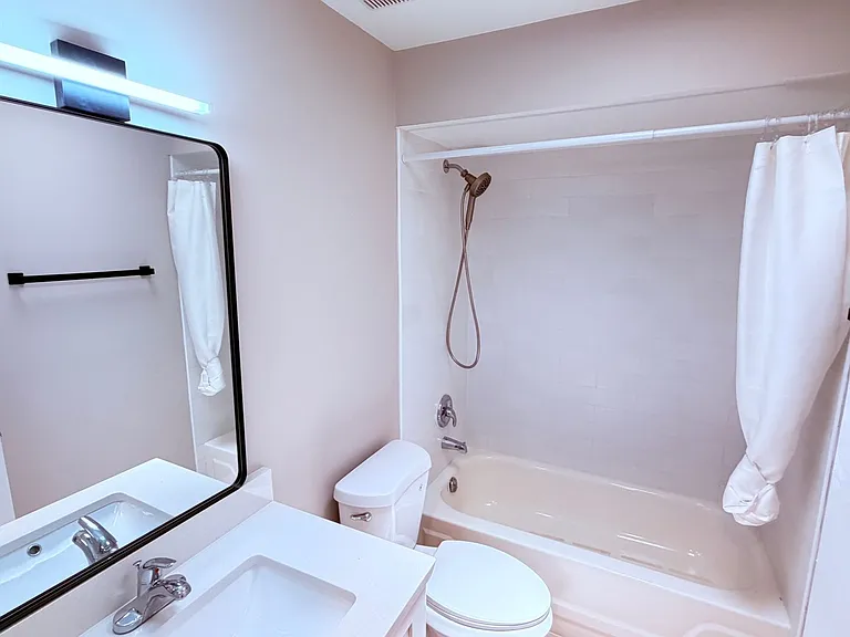 10609 Wyndcliff Dr — Photo 21