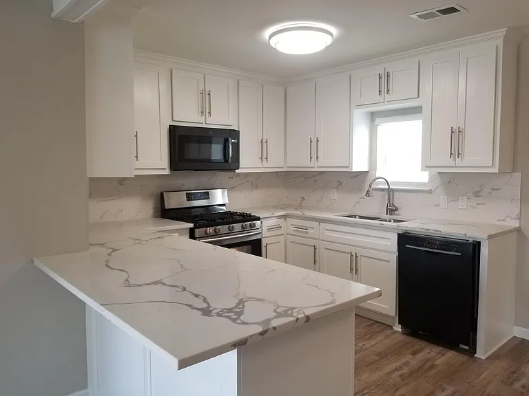 951 Reverend B J Lewis Dr #B — Photo 3