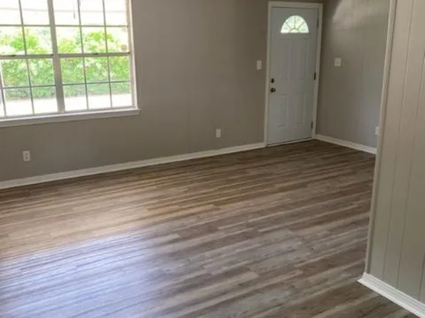2965 Baronne St, Pensacola, FL 32526