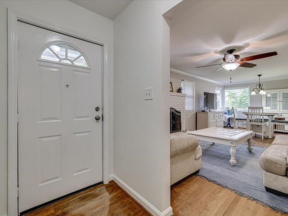 5th image of 2434 Brentwood Place