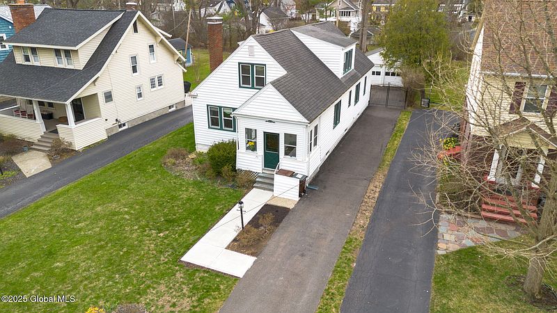 2nd image of 23 Euclid Avenue