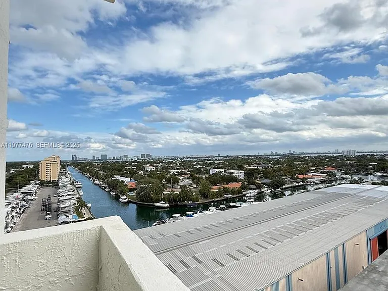 13499 Biscayne Blvd #1114 — Photo 27