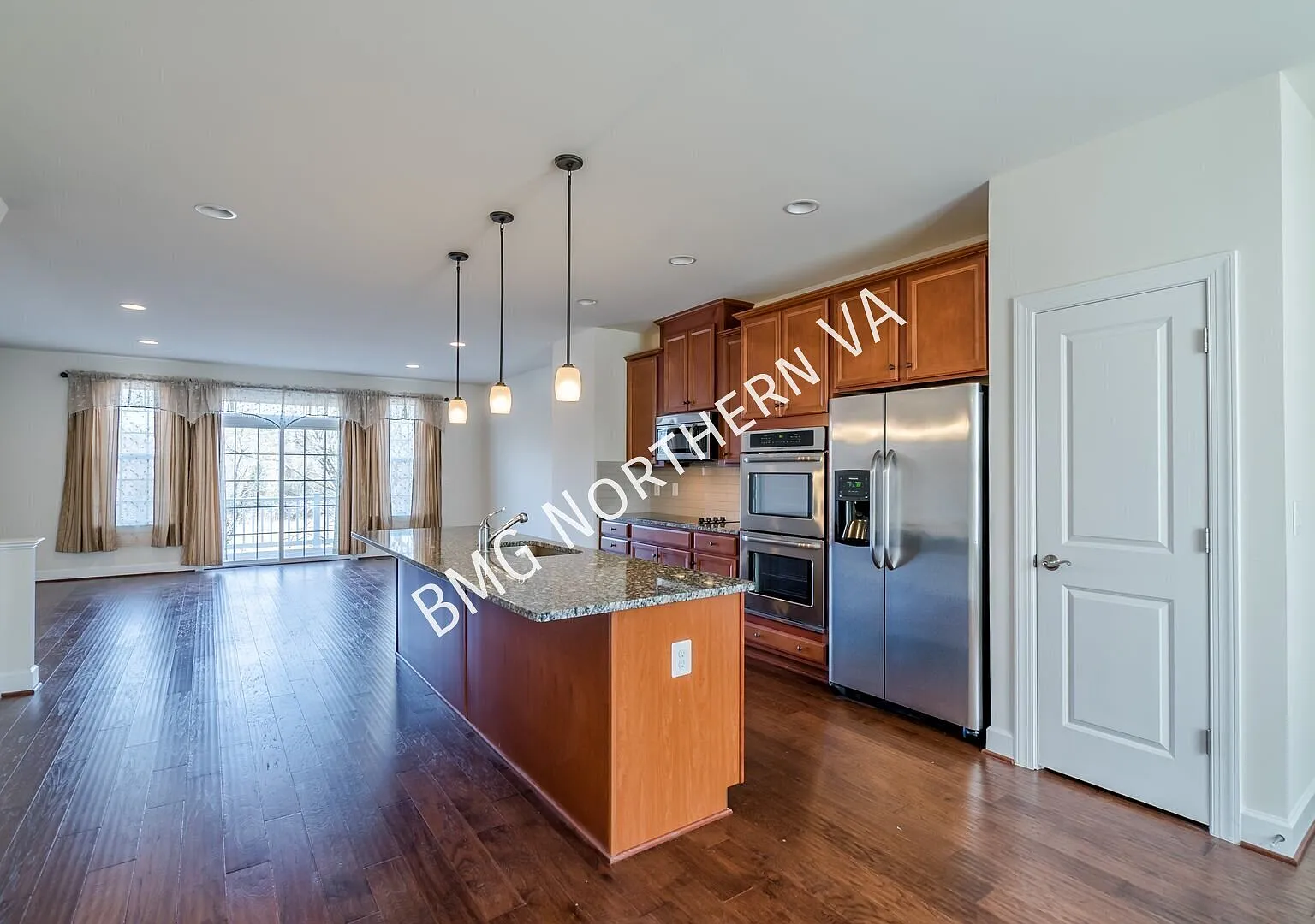 Desirable 2 BR / 3 BA Townhome in Manassas — Photo 4