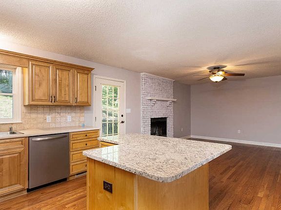 5th image of 207 Sasanoa Ct