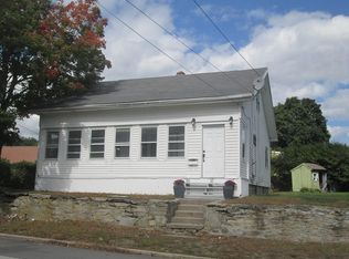 4 Cross St, Dudley, MA 01571