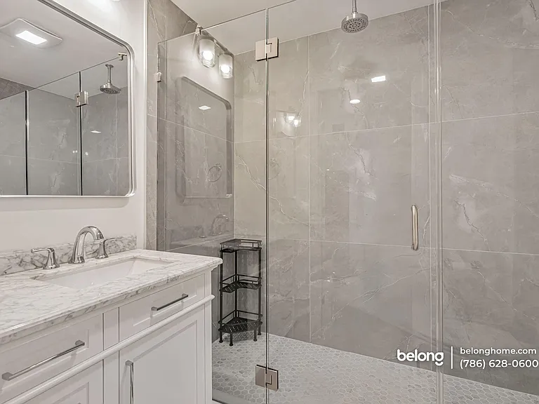 6235 4th St — Photo 25