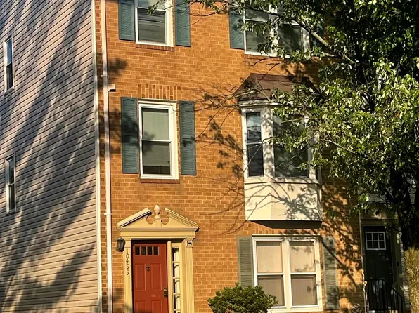 10499 Trinidad Ct, Manassas, VA 20109