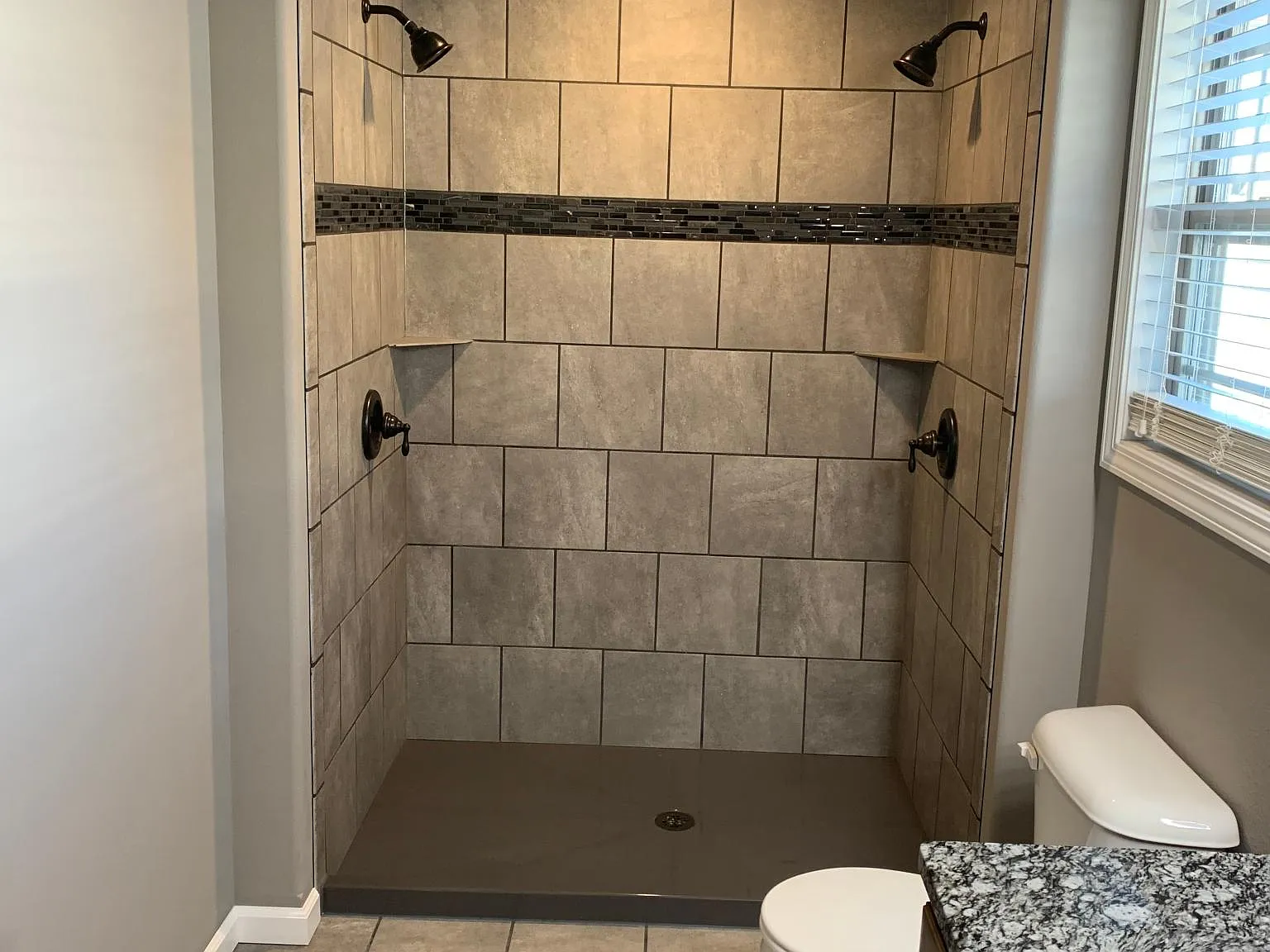 214 Paradigm Dr — Photo 3