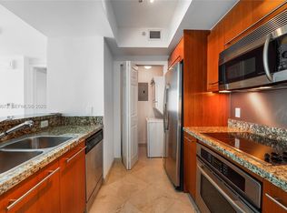 The Cosmopolitan Residenc, Miami Beach, FL 33139