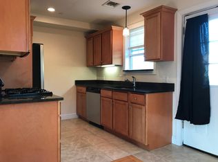 239 Main St APT 3, Woburn, MA 01801