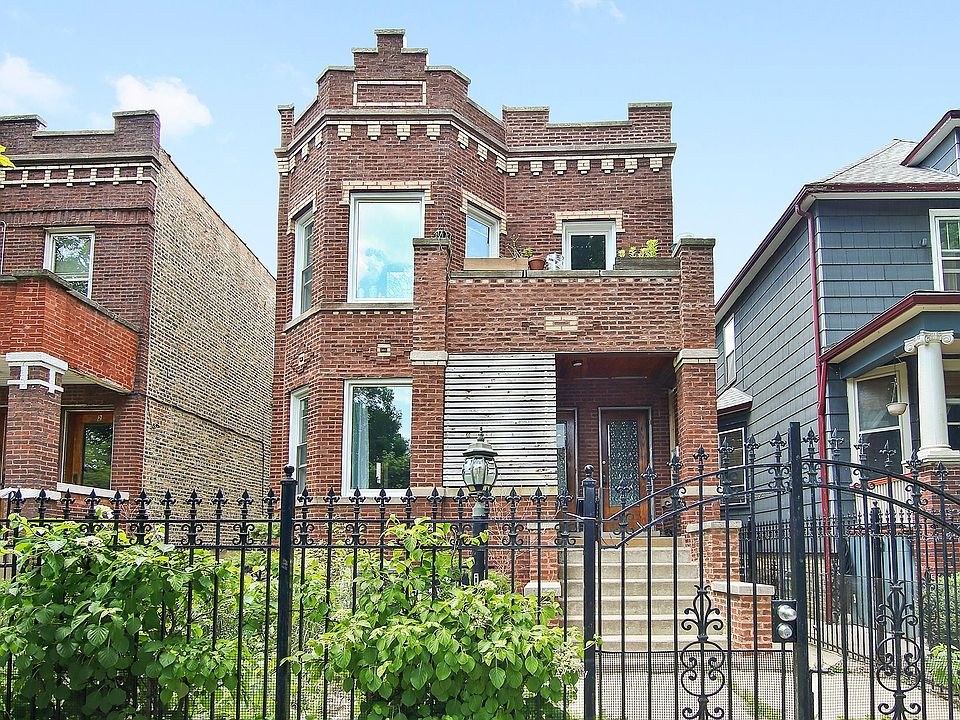 1st image of 2306 N Lawndale Ave #2