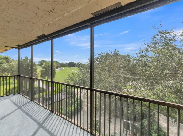 200 Jacaranda Country Club Drive #3c, Plantation, FL 33324