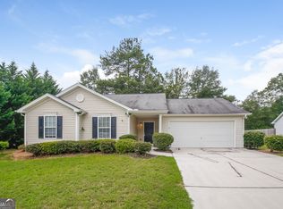 207 Johnny Ln, Dallas, GA 30132