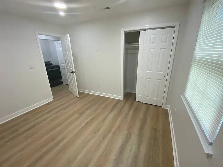 977 Water Oak Ct — Photo 40