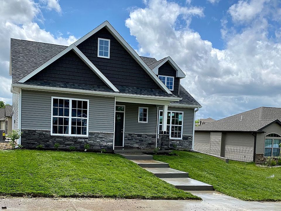 2nd image of 4001 W Perennial Ct
