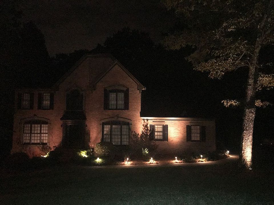 Nighttime Curb Appeal 
